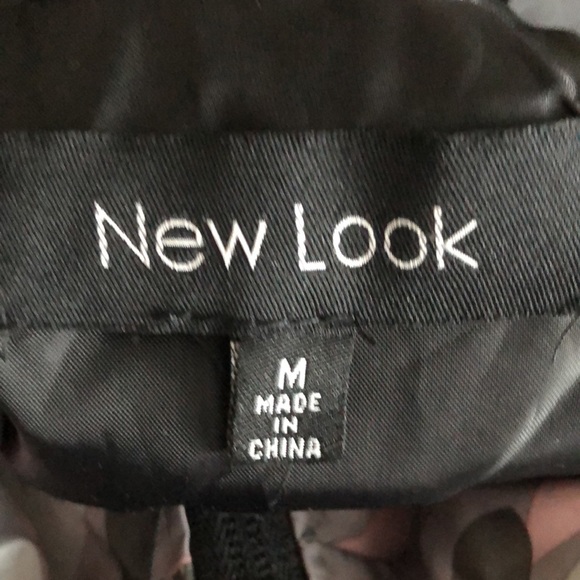 NEW LOOK Women’s Grey/ Pink Cropped Camo Windbreaker Jacket | M - Picture 13 of 15